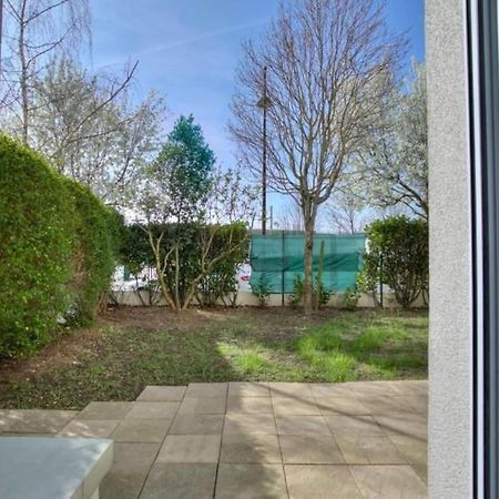 Studio Spacieux Avec Terrasse Et Parking Viry-Chatillon Luaran gambar
