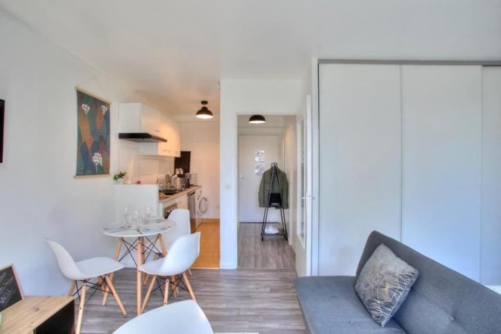 Studio Spacieux Avec Terrasse Et Parking Viry-Chatillon Luaran gambar